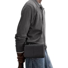 Zara Kapaklı Çapraz Askılı Erkek Omuz Çanta