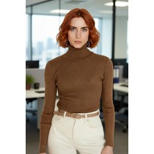 FRM Kadın Basic Balıkçı Yaka Fitted Triko Kazak Akrilik Kumaşıyla Kış Kombinlerinin Vazgeçilmezi