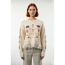 Ersefa Fashion Forward Kadın Nakışlı Düşük Kollu Bisiklet Yaka Super Crop Kışlık Triko Kazak Püsküllü