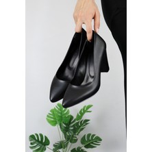 Serko Shoes Kadın Dekolte Düz Model Topuklu Ayakkabı