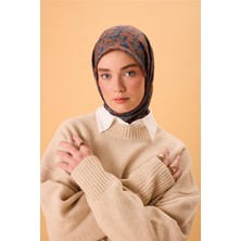 Silk Home İnce Pamuk Soft Eşarp Koyu Vizon Turuncu Mavi Patina Desenli Kaymaz Dokulu Tok Duruşlu 90x90