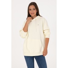 U.S. Polo Assn. Kadın Krem Şardonlu Kapüşonlu Sweatshırt 50313567-VR256