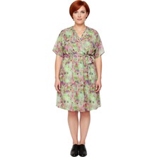 Ersefa Kadın Büyük Beden Çiçek Desenli A Line Şifon Elbise Melek Kol V Yaka Kuşaklı Kısa Boy Yaz Stili