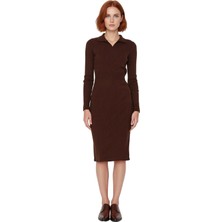 Ersefa Kadın Triko Bodycon Midi Uzun Kol Polo Yaka Düz Elbise Şık ve Modern Kış Giyimi Rahat Kullanım