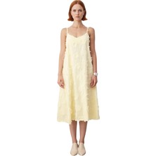 Ersefa Rahat Kadın Midi Boy Ince Askılı A Line Kalıp Havuz Yaka Dokuma Elbise Yaz Aylarının Vazgeçilmezi