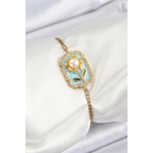 Dktt 316L Çelik Zincir Turkuaz Mineli Sanatsal Portre Inci Detaylı Papatya Model Gold Renk Kadın Bileklik - TJ-BB7230