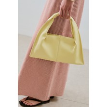 Manuka Parlak Deri El Çantası Sarı