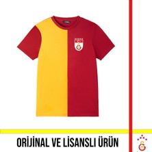 Galatasaray Lisanslı 5 Yıldızlı Parçalı Bayrak Logolu T-Shirt