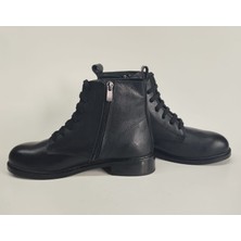 Lucciola Kadın Hakiki Deri Siyah Bağcıklı Bot