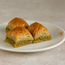 Petek Pastanesi Özel Kare Baklava