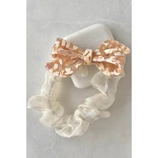 Çok Renkli Tasarım Lastikli Tül Detaylı Fiyonk Toka