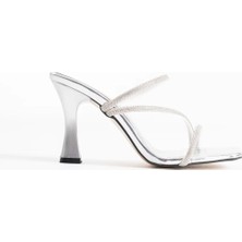 Trendella Capella Gümüş Kadın Taşlı Topuklu Terlik