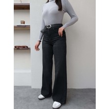 Esra Helvacı Likralı Straight Jean