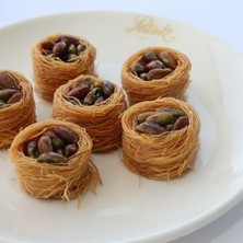 Petek Pastanesi Ballı Halep Bülbülü