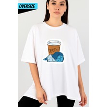 Hena Despresso – Coffee First, Talk Never Oversize Unisex T-Shirt Beyaz %100 Pamuklu Özel Tasarım Baskı