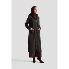 Armine Trend Kapüşonu Kürklü Boydan Fermuarlı Cepli Hırka Kahverengi 25KT528