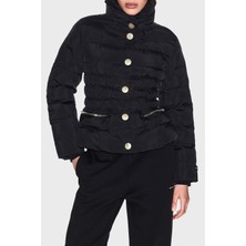 Armani Exchange Kapitoneli Regular Fit Dik Yaka Düğmeli Mont Bayan Mont XW000653 AF15984 UC001