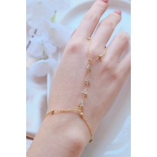 Aurrari Gold Zirkon Taşlı Ucgen Şahmeran