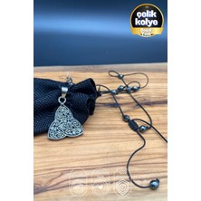 Balzamin Design Triquetra Kelt Sembol Kolye – Hematit Doğal Taşlı 60+15 cm Ayarlanabilir Unisex Çelik Kolye