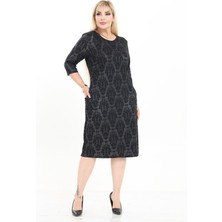 Modayız Çift Cepli Desenli Esnek Kışlık Büyük Beden Midi Elbise 26A-2720