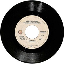Nicolette Larson (1978) – Lotta Love (108.5) PLK15853