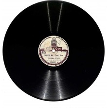 Luciano Tajoli - E Nato Un Tango  Trieste Mia  Taş Plak (107) PLK23028