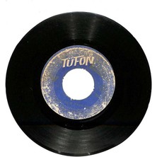 Urfalı Seyfettin Sucu - Başın Açık Ayak Yalın  Kahireden Geliyor Kervan  Plak (105.5)  PLK22467