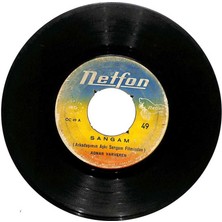Adnan Varveren - Sangam ( Arkadaşının Aşkı Sangam Filminden ) - Sinbad Plak ( Le Le Molâ Sinbad Filminden )   (106.5)   PLK16229