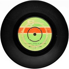 Şükrü Şentürk - Yaşamak Benim De Hakkım (107.5) PLK9671