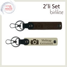 Miawiki Sevdiklerine Çerçeveli Bir Anı, Kamera Temalı Isimli 2’li Anahtarlık Takımı, Koyu Kahve-Sütlü Kahve