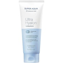 Super Aqua Ultra Hyalon Cilt Temizleme Köpüğü 10 Farklı Hyalüronik Asit İçeren Akneli Ciltler İçin