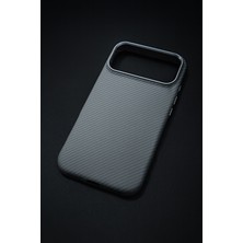 iPhone 17 Pro Max Magsafe Destekli Karbon Dokulu Krom Çerçeveli Premium Kılıf - Palermo