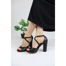Serko Shoes Kadın Çapraz Kelebek Model  Topuklu Ayakkabı
