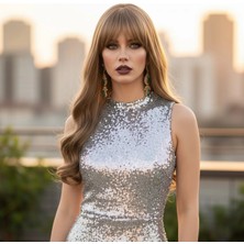 MiraLive Kahküllü Uzun Dalgalı Fiber Sentetik Peruk - Bebek Kumralı