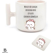 Mevcut Bir Savaşın Ortasında Beni Lip Gloss Sürerken Görmüşler Baskılı T Kulp Bardak
