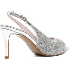 Celal Gültekin Kadın Gümüş Taşlı İnce Topuklu Abiye Ayakkabı