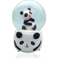 Casaba Hediyelik Müzikli Renk Değişiren Işıklı Kar Püskürtmeli Panda Temalı Kar Küresi