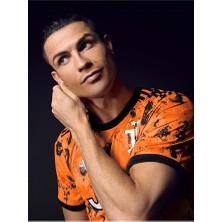 Legent Lady Cristiano Ronaldo 2020-21 Sezonu Juventus Alternatif Forması