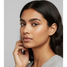 Zümrüt Sarraf Top Tırnak Tektaş Küpe