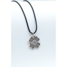 IDR Dört Yapraklı Yonca Gümüş Kaplama Deri İp Kolye