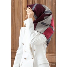 Visona %100 Twill İpek Geometrik Desenli Siyah - Kırmızı Renkli 90x90 Eşarp Dikim Şekli : El Dikişi