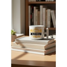 Qoeuyl Boutique Sarı Taçlı Prensesler Kasımda Doğar Baskılı Doğum Günü Hediyelik T Kulplu Latte Fincan Kupa Bardak