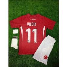 Legent Lady Türkiye Milli Takım Kenan Yıldızz #11 Numara Çocuk Forması Çorap Bileklik Hediyeli