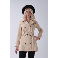 Feminist Bej Bilek ve Omuz Apolet Detaylı Kemerli Düğme Kapamalı Trenç 4200829.55