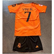 Legent Lady Real Madrid 2024/25 Yeni Sezon Vini Jr Turuncu Deplasman Çocuk Forması 4'lü Set