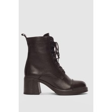 Selin Shoes Arlea Hakiki Deri Bağcıklı ve Yandan Fermuarlı Kadın Bot- Kahverengi