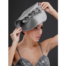 Magic Tiara Çiçek ve Boncuk Detaylı Zarif Kadın Davet Kepi – Özel Gün, Nikah ve Nişan Şapkası