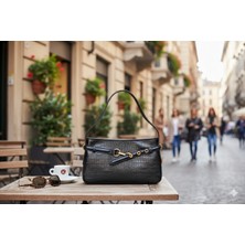 Siyah Renk Hakiki Deri Omuz ve El Çantası - 40456 , Özel Günler ve Günlük Hayat