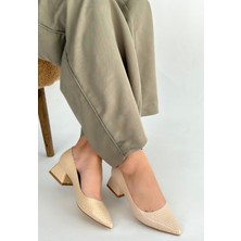 Alfaze Sivri Burun Topuklu Ayakkabı Rugan Bej Topuk Boyu 3,5 cm