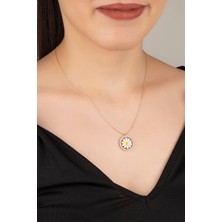 Famira 925 Ayar Rose Zirkon Taşlı Mineli Papatya Gümüş Kolye
